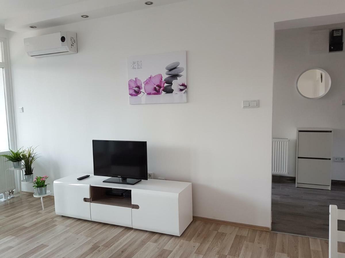 Apartment Alex Miramare ซาเกร็บ ภายนอก รูปภาพ