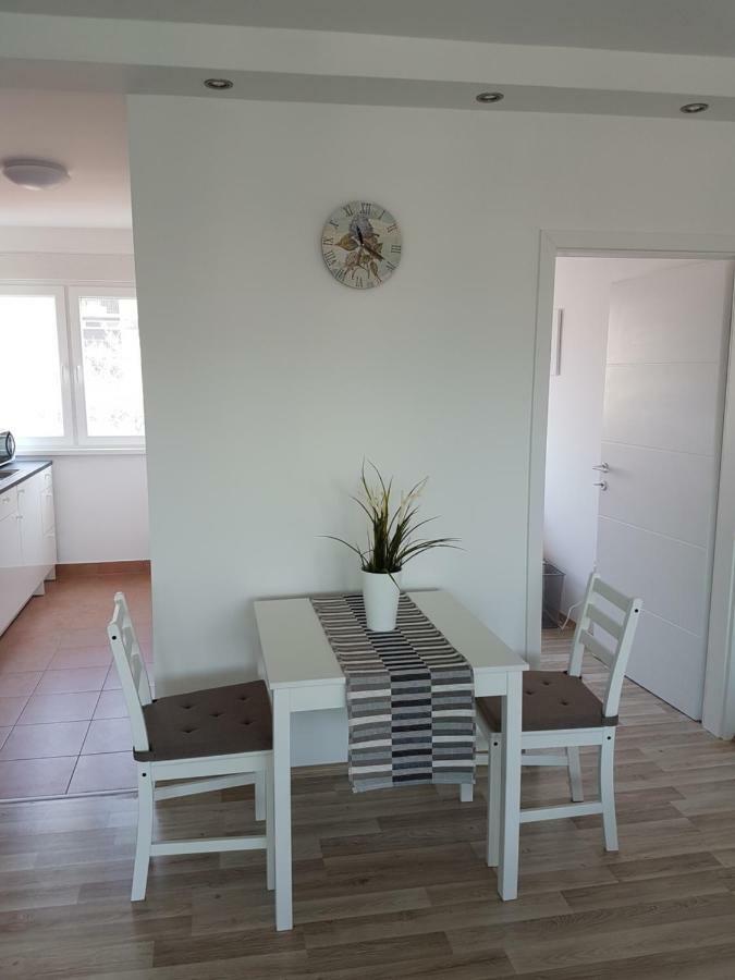 Apartment Alex Miramare ซาเกร็บ ภายนอก รูปภาพ